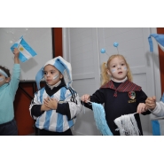 Los más pequeños celebraron el DIA DE LA BANDERA